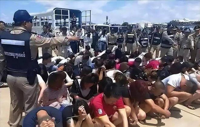 入冲突洪森已备B计划柬军丢盔卸甲AG真人中方通告泰柬第三国或卷(图12)